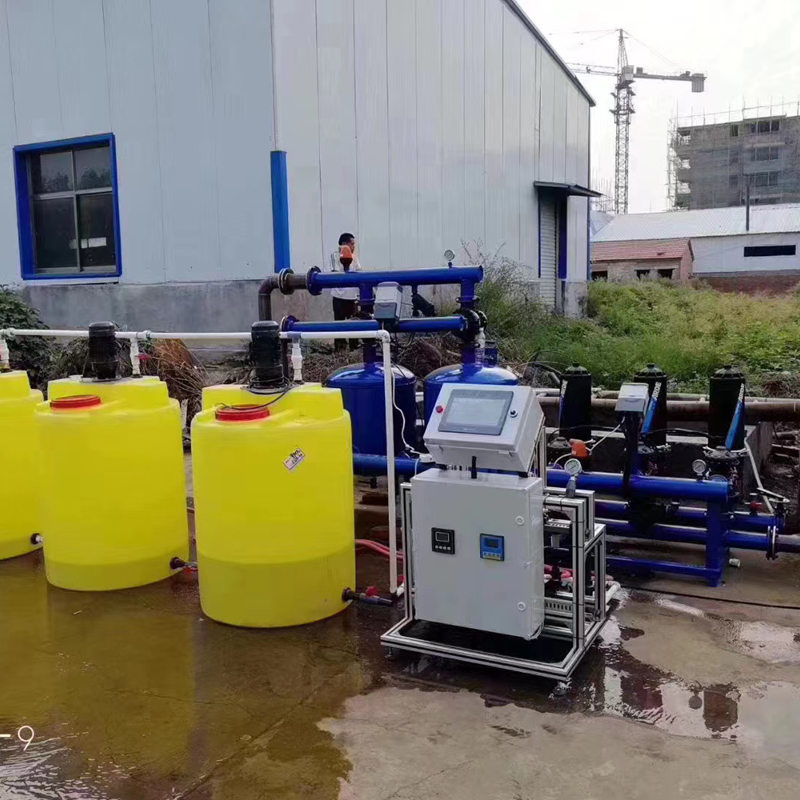 智能施肥機